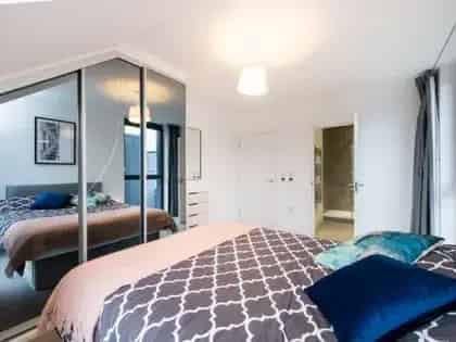 1 Room 47m2 Furnished Duplex Apartment London