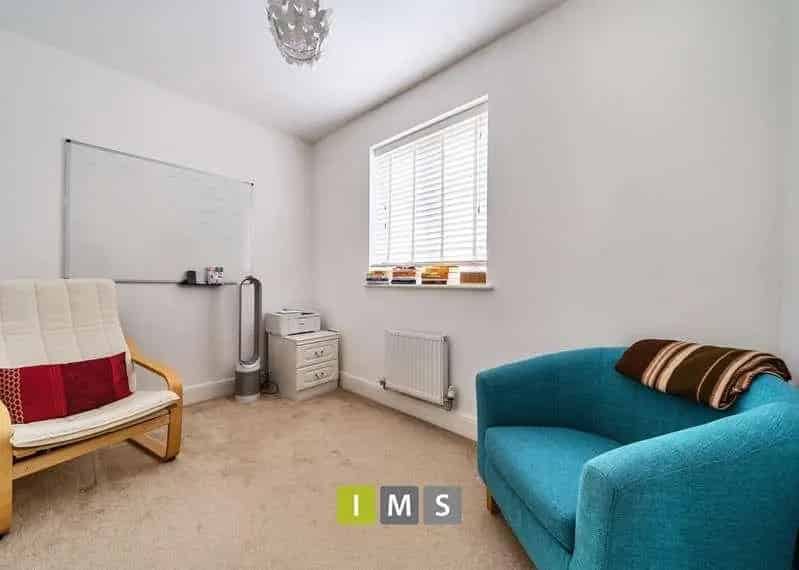 3 Bed House for Sale in Heyford Park Bicester