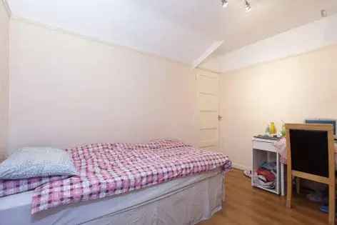 5 Bedroom House Near Canary Wharf - Poplar East London