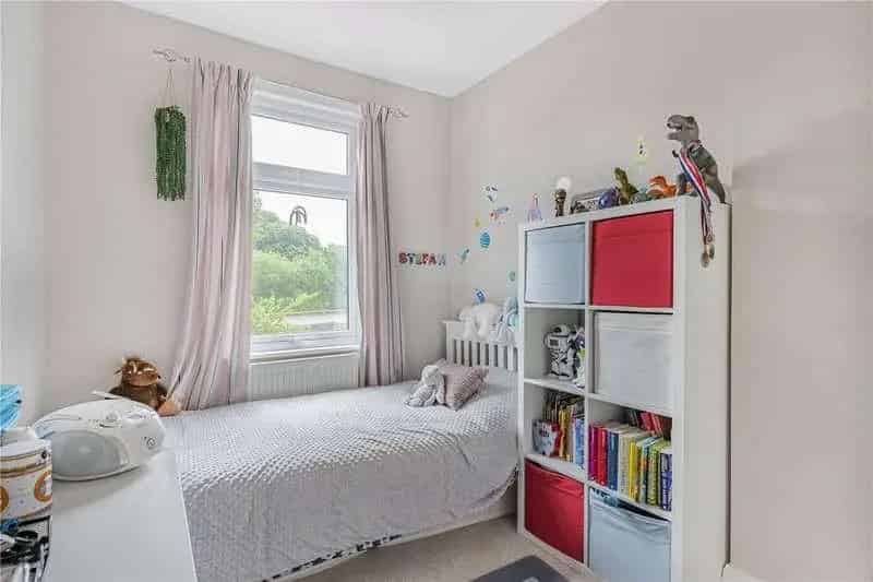 4 Bed Edwardian House for Sale in Bromley North