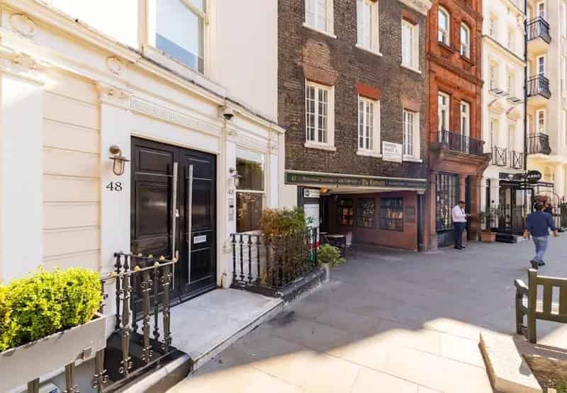 Mayfair Office to Let - Grade II Listed Building