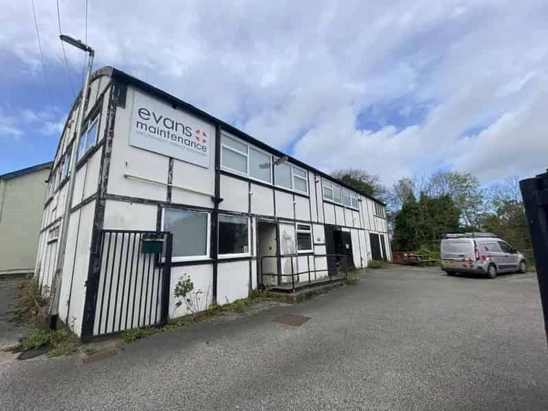 Commercial Property with Office Workshop and Storage Space