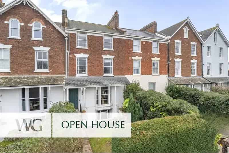 6 Bedroom Terraced House for Sale
