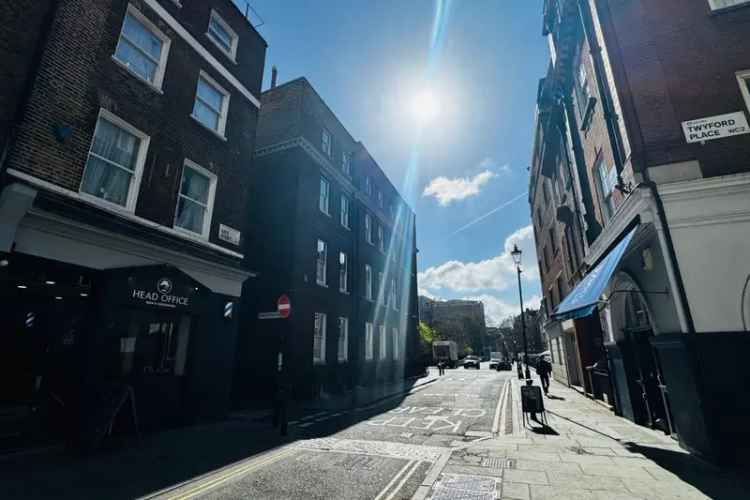 2-Bedroom Apartment Holborn Newly Refurbished Modern Design