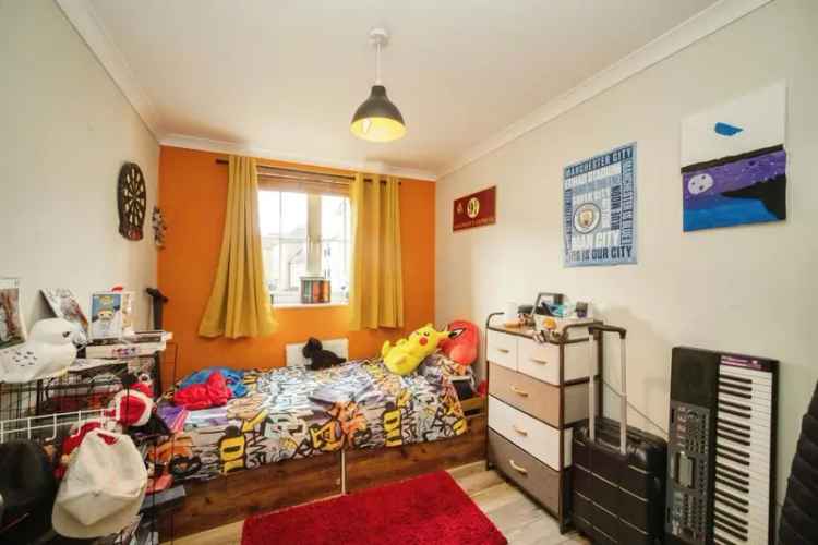 2 Bedroom Flat for Sale - Modern Apartment with Allocated Parking