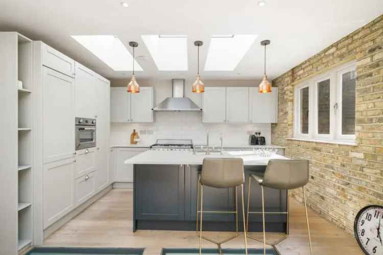 3 Bedroom Flat for Sale Maida Vale