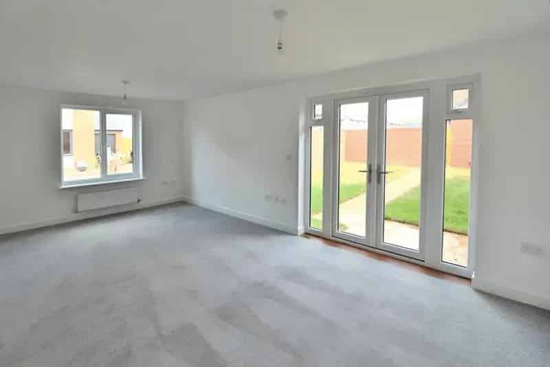4 Bedroom House To Rent