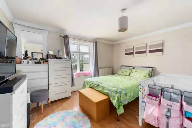 1 Bedroom Flat New Cross London Available February 2023