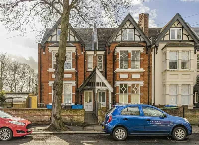 Two Double Bedroom Victorian Conversion Near Teddington Station