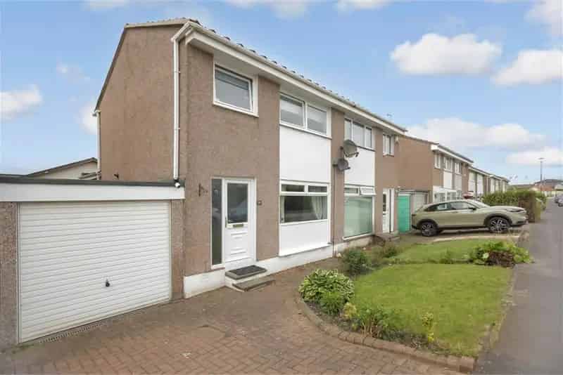 3 Bed Semi-Detached House Gilmerton Edinburgh
