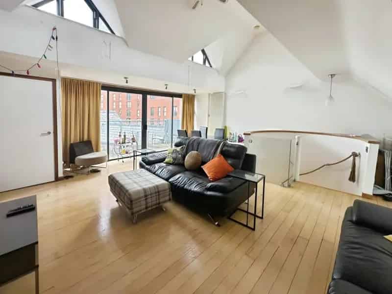 2 Bed Top Floor Duplex Apartment with Terrace For Sale