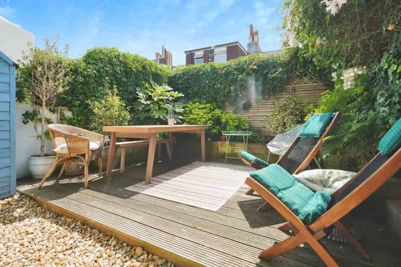 Spacious Victorian Family Home Near Hove Station