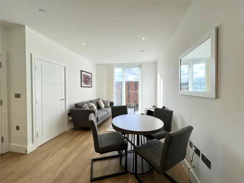 1 bedroom apartment