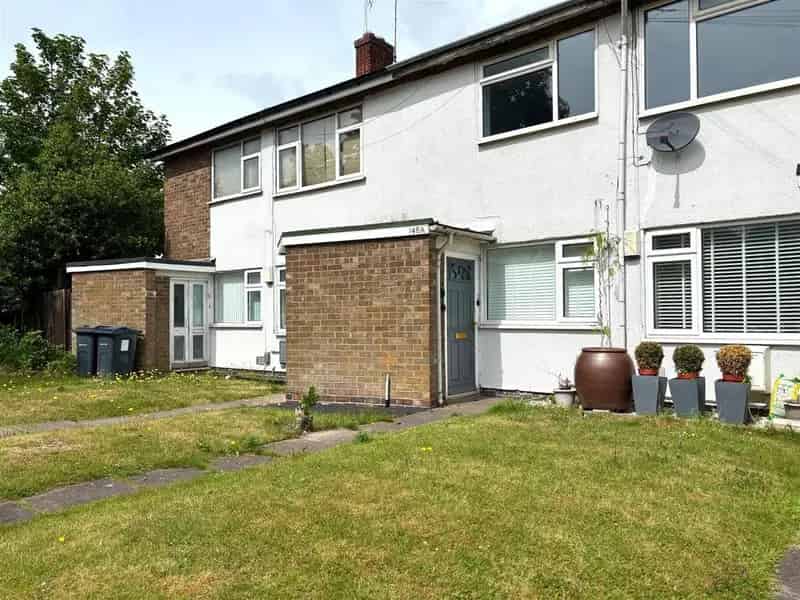 2 Bedroom Maisonette for Sale