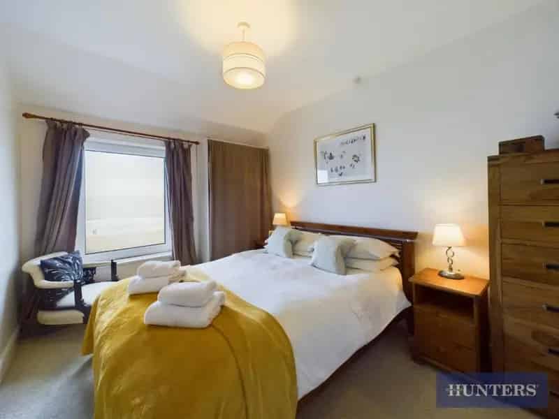 2 Bed Sea View Flat for Sale - Filey