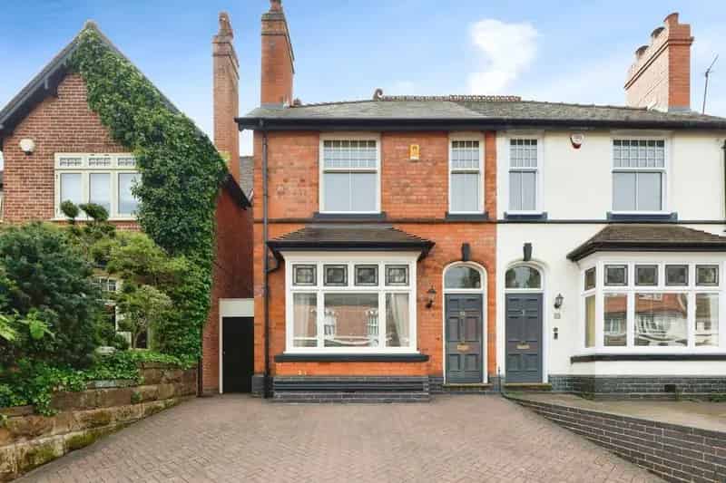 4 Bedroom Edwardian Family Home For Sale