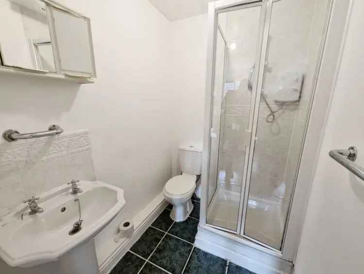 2 Bedroom Flat to Rent Manchester M20