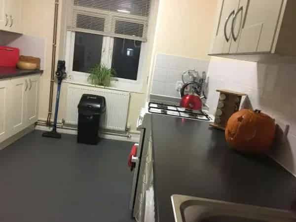 2-Bed Flat Swap Brighton - Large 4th Floor, Balcony, Central Location