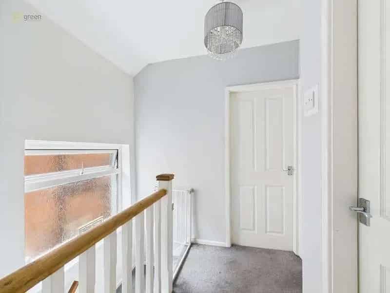 3 Bed House For Sale - Family Home with Modern Kitchen and Spacious Lounge