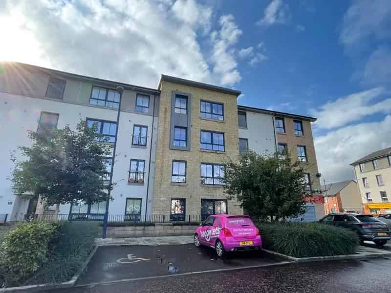 2 Double Bedroom Flat to Rent in Oatlands Glasgow