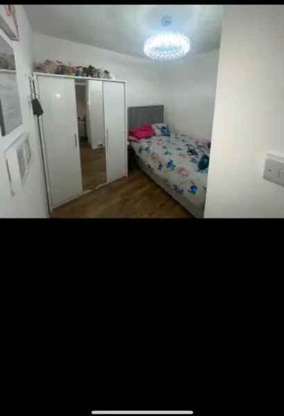 2 Bed Council House Norbury SW16 RTB Garden Parking Schools