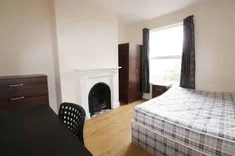 5 rooms house of 51 m² in Southampton