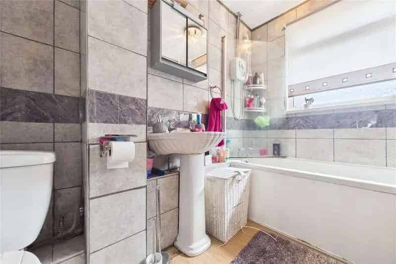 3 Bed House For Sale Near Reading Town Centre