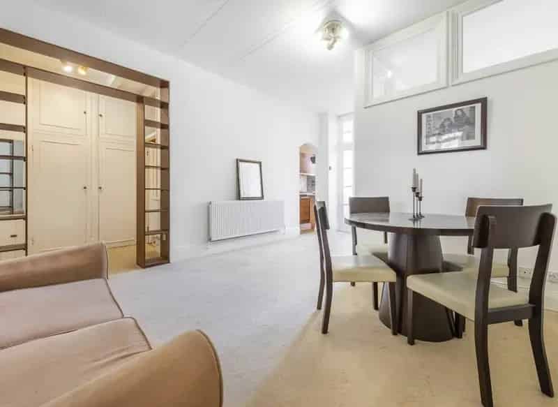 Flat For Sale , Elm Tree Road, London, England