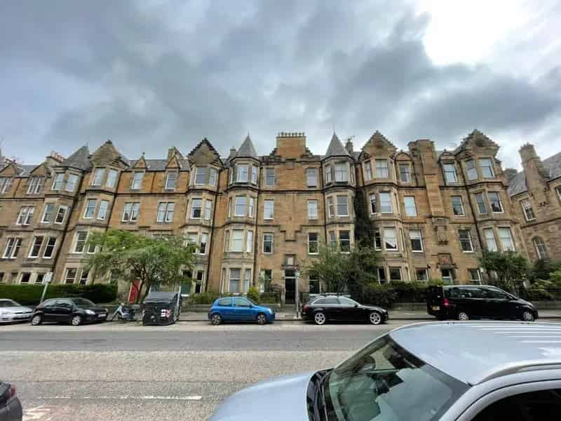 4 Bedroom Flat to Rent in Marchmont