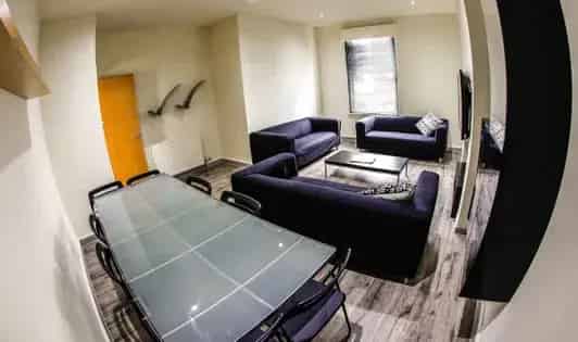1 room flat of 10 m² in Sheffield