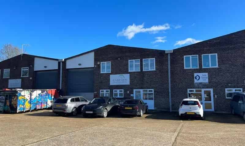 Single Story Brick Unit with Loading Door and Office Space