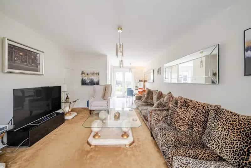 House For Sale , London, England