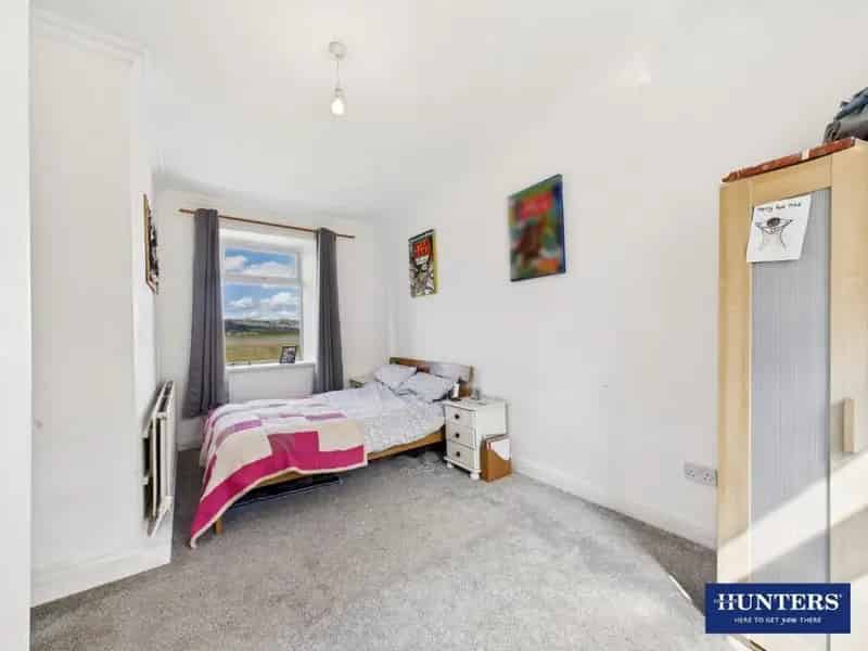 3 Bed House for Sale in Sandside, Kent Estuary