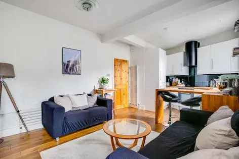 2 Bed Ground Floor Maisonette Chiswick 48 Sq M Private Garden