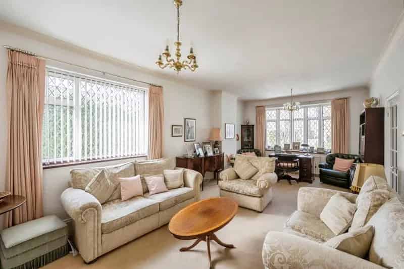Family Home with Garage and Gardens