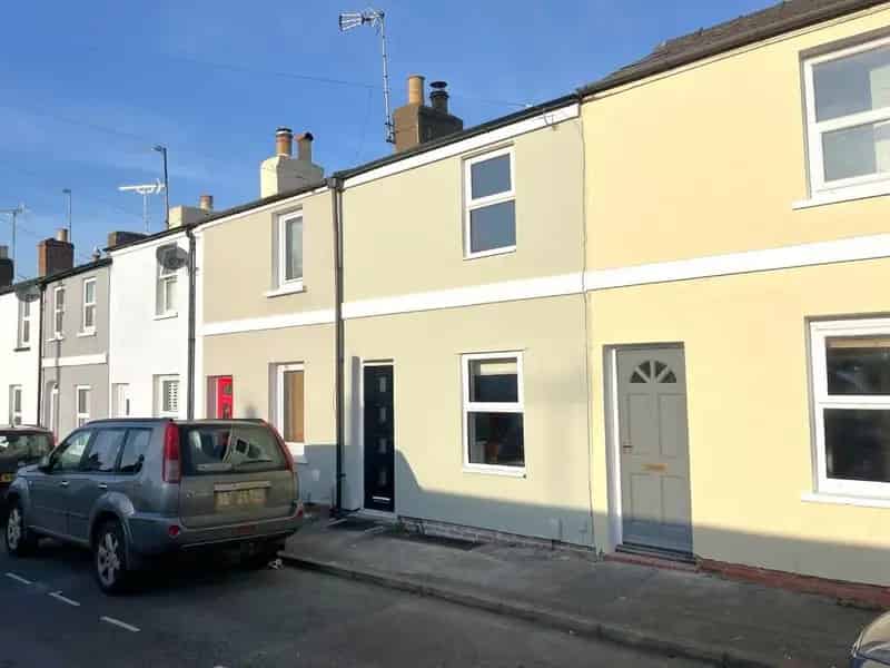 2 Bedroom House for Sale