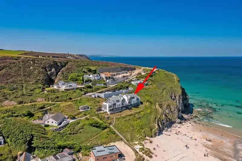 3 Bedroom Penthouse For Sale