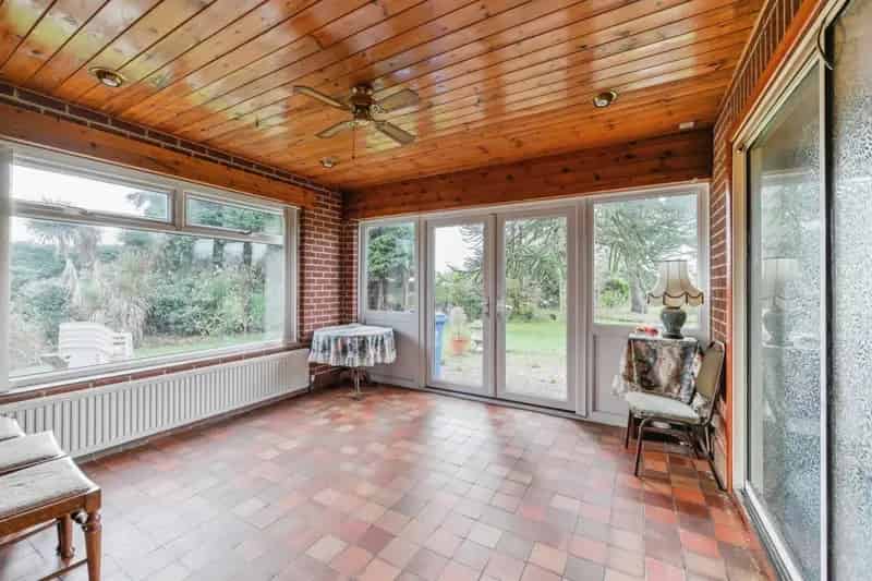 Detached House Requiring Modernisation Extensive Garden Uttoxeter