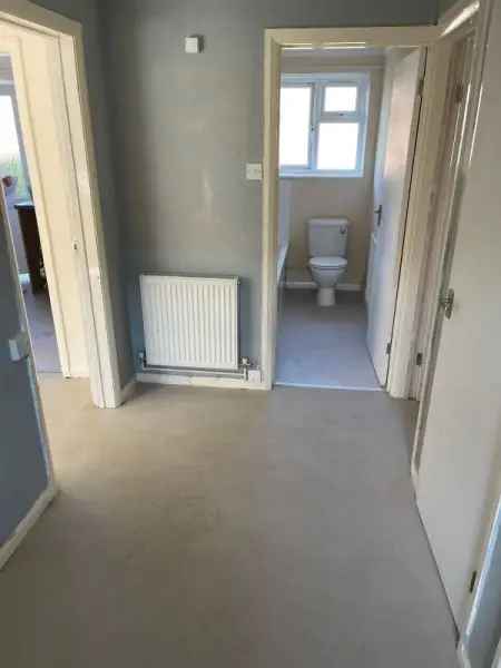 Flat For Rent in Mid Devon, England