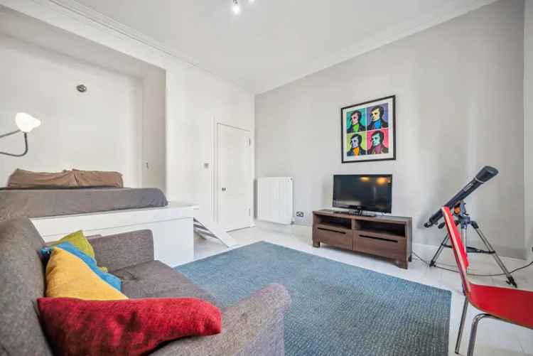 Ground Floor Tenement Flat in Cathcart Glasgow