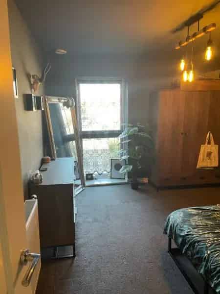 2 Bed Flat Near Gunwharf Quays Portsmouth