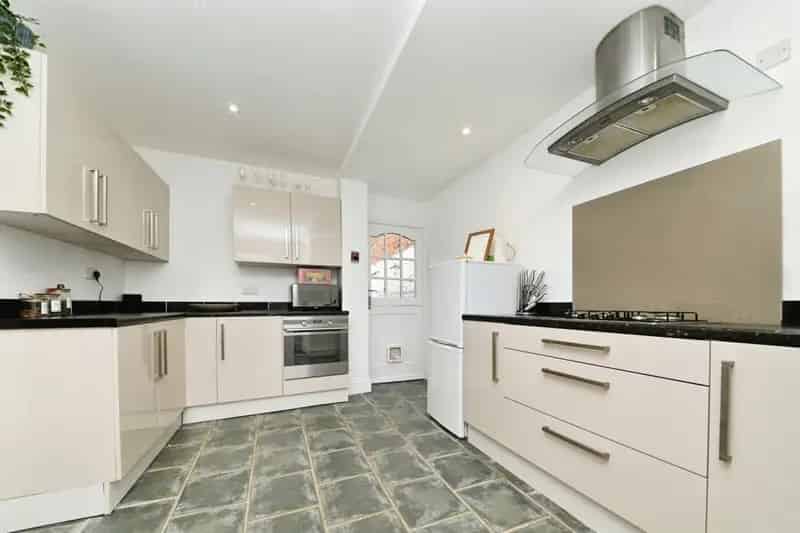 Four Bedroom House Kings Lynn 6 Month Let Zero Deposit