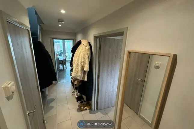 Semi-detached house to rent in Rodenhurst Road, London SW4