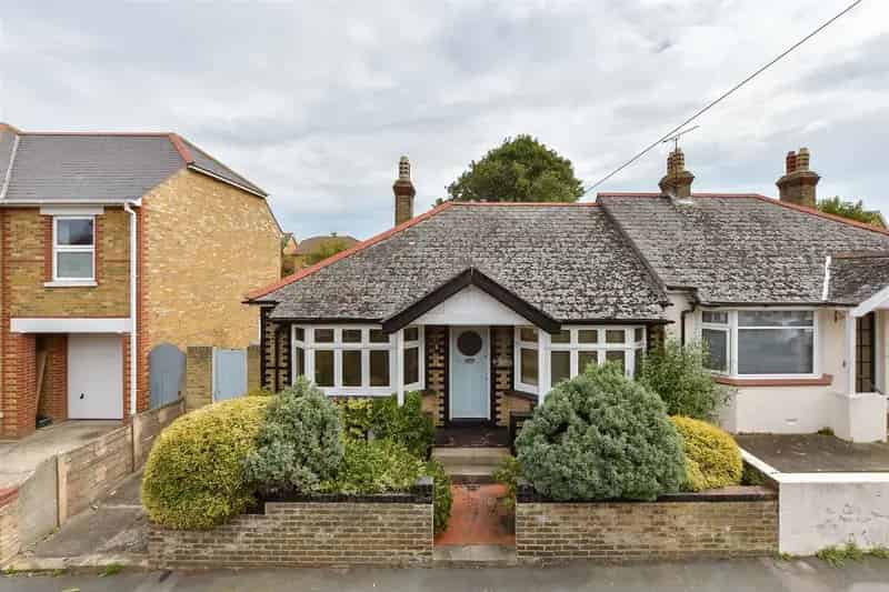 3 Bedroom Semi-Detached Bungalow Near East Cliff