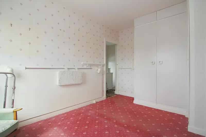 3 Bed House for Sale Ideal for Investors and Developers