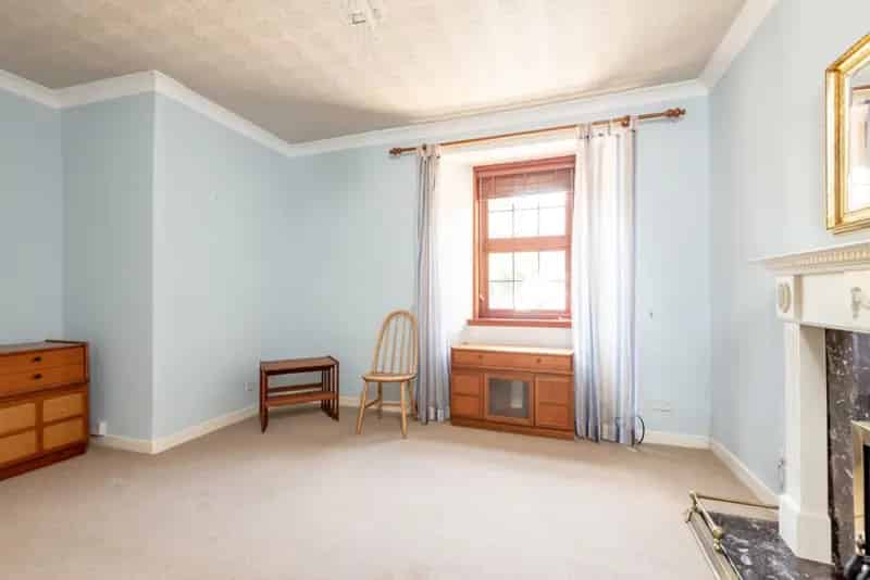 2 Bedroom Flat for Sale Dunfermline City Centre