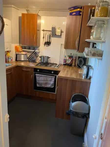 Flat For Rent , Crawley, England