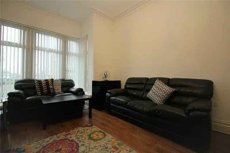 5 bedroom terraced house for sale