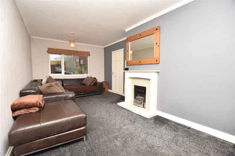 Semi Detached House Cash Buyers Modern Kitchen Two Double Bedrooms