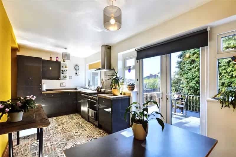 Extended Three-Bed Semi-Detached House in Rothwell